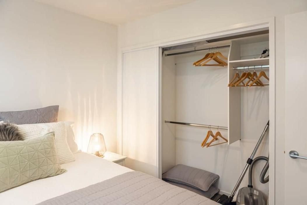 Modern 1 Bedroom Apartment Across From Hagley Park ไครสต์เชิร์ช ภายนอก รูปภาพ